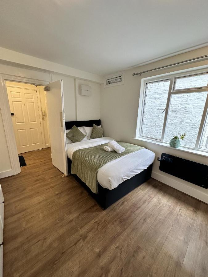 Harrods Studios Лондон Экстерьер фото